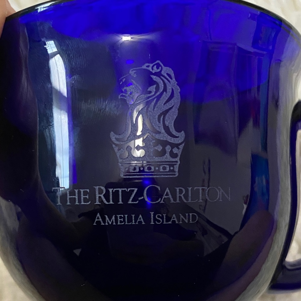 The Ritz Carlton ,Amelia Island , Blue Glass Mug - Picture 2 of 11